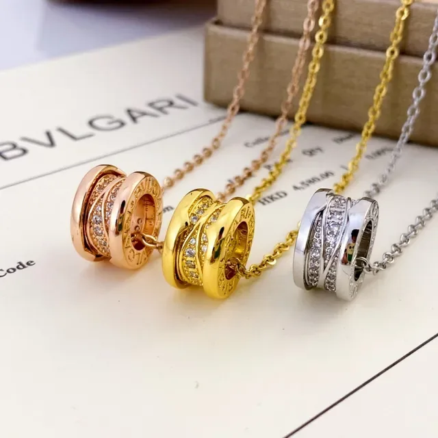 Bvlgari B.zero1 Collier à pendentif cylindrique rotatif 3