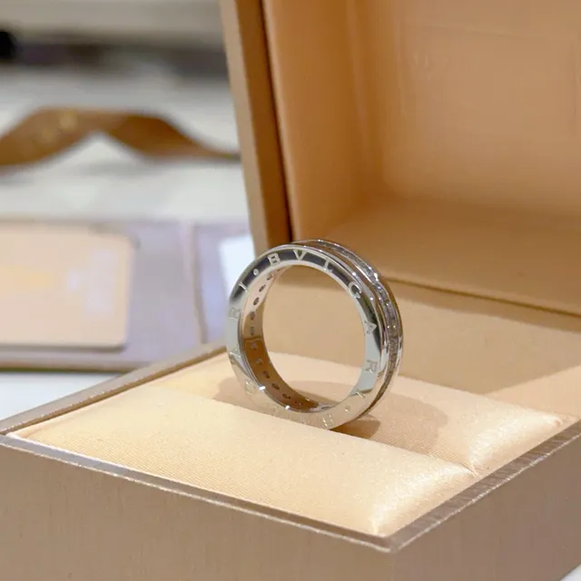 Bvlgari B.zero1 Rotating Dual-Band Pavé Ring 3