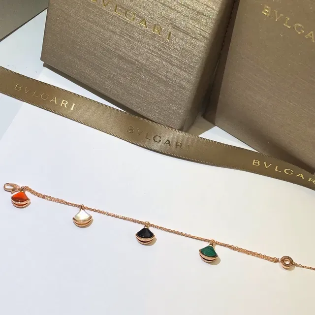 Bvlgari Divas’ Dream Bracelets à Pierres en Forme d'Éventail 5