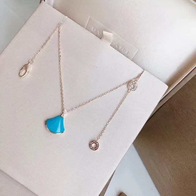 Bvlgari Divas’ Dream Turquoise Fan Pendant Necklace 2