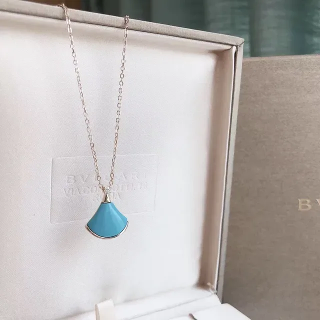 Bvlgari Divas’ Dream Turquoise Fan Pendant Necklace 6