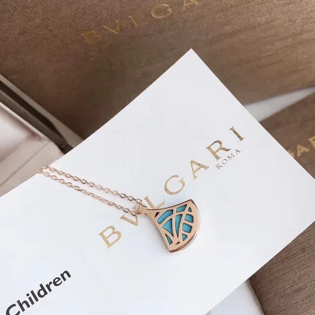 Bvlgari Divas’ Dream Turquoise Fan Pendant Necklace 8