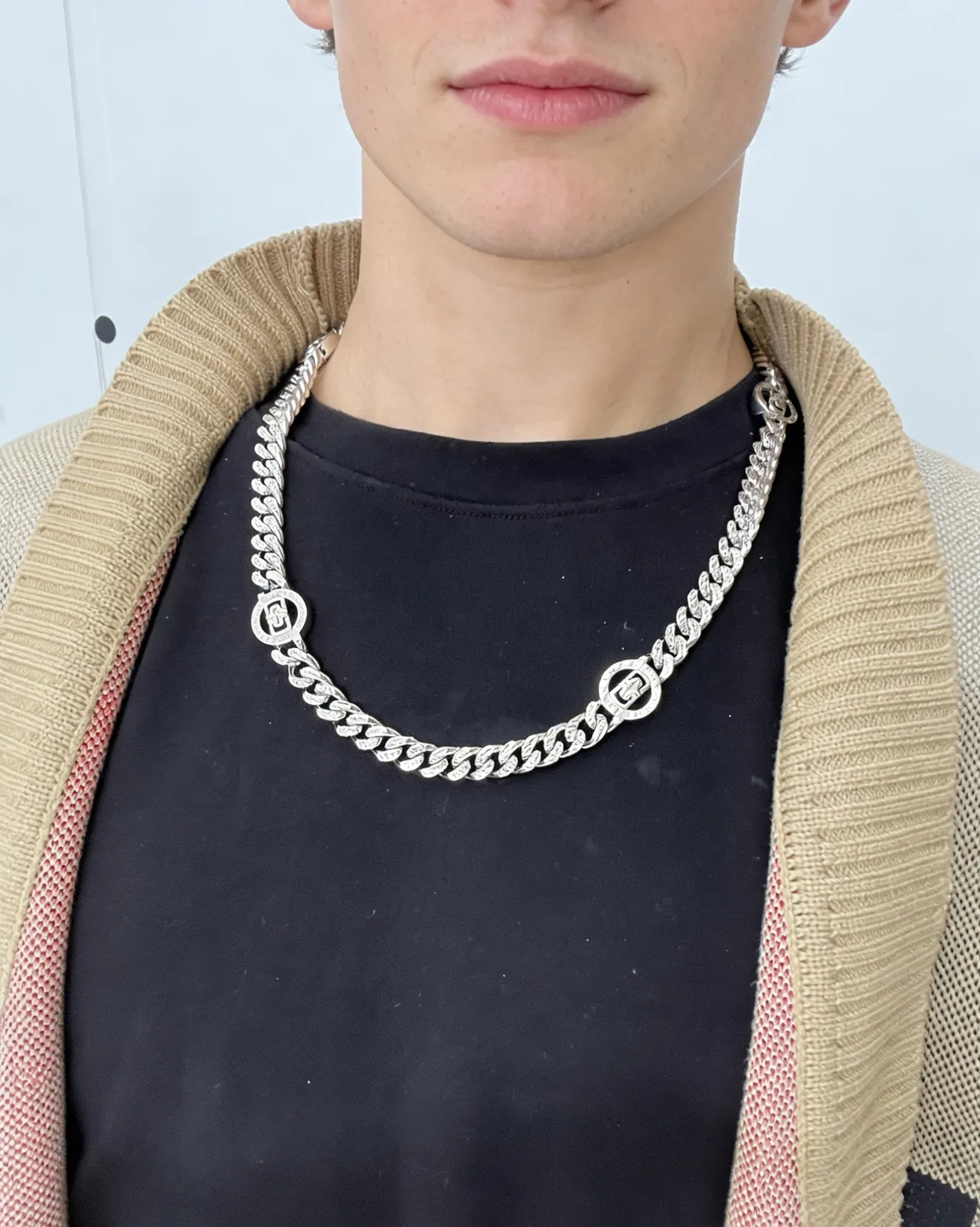 Bvlgari Iconica Chaîne chunky argentée blanche Curb-Link Chain Pavé-Set médaillons circulaires collier 2