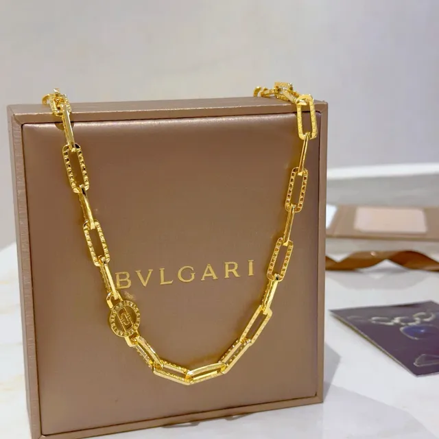Bvlgari Rectangular Link Chain Necklace 9