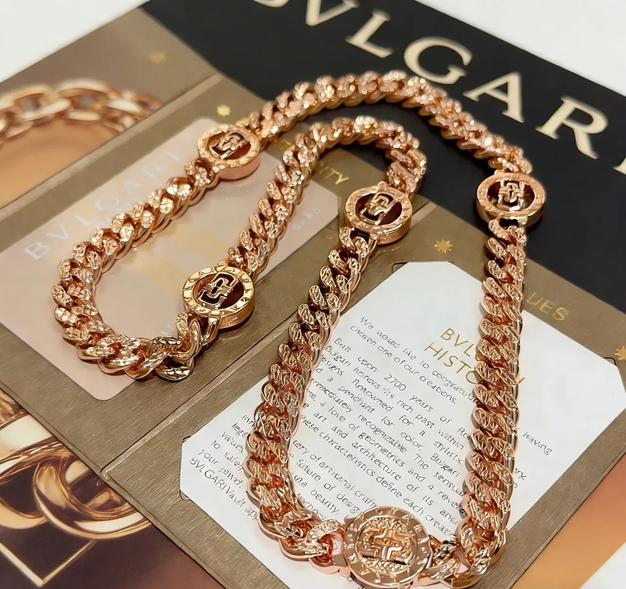Bvlgari Or Rose Pavé Curb-Link Gancini Médaillon Collier 7