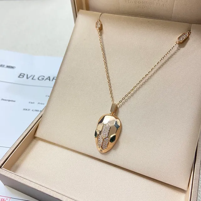 Bvlgari Serpenti قلادة رأس أفعى مقطّعة 6