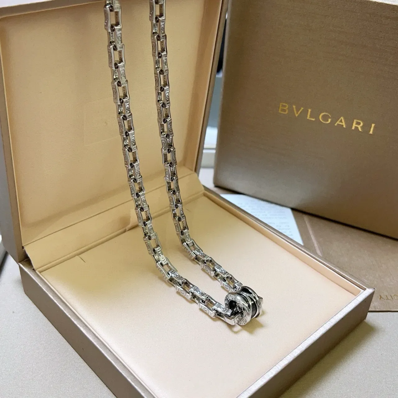 Bvlgari Serpenti-Inspired Twisted Clasp Silver-Tone Chain Necklace 7