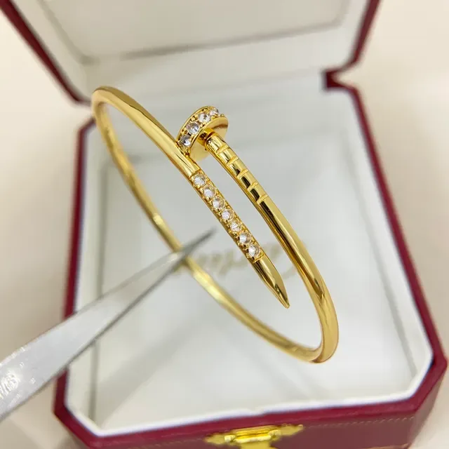 Cartier Juste un Clou Bracelet à clou Pavé-Set Multi-Metal 5