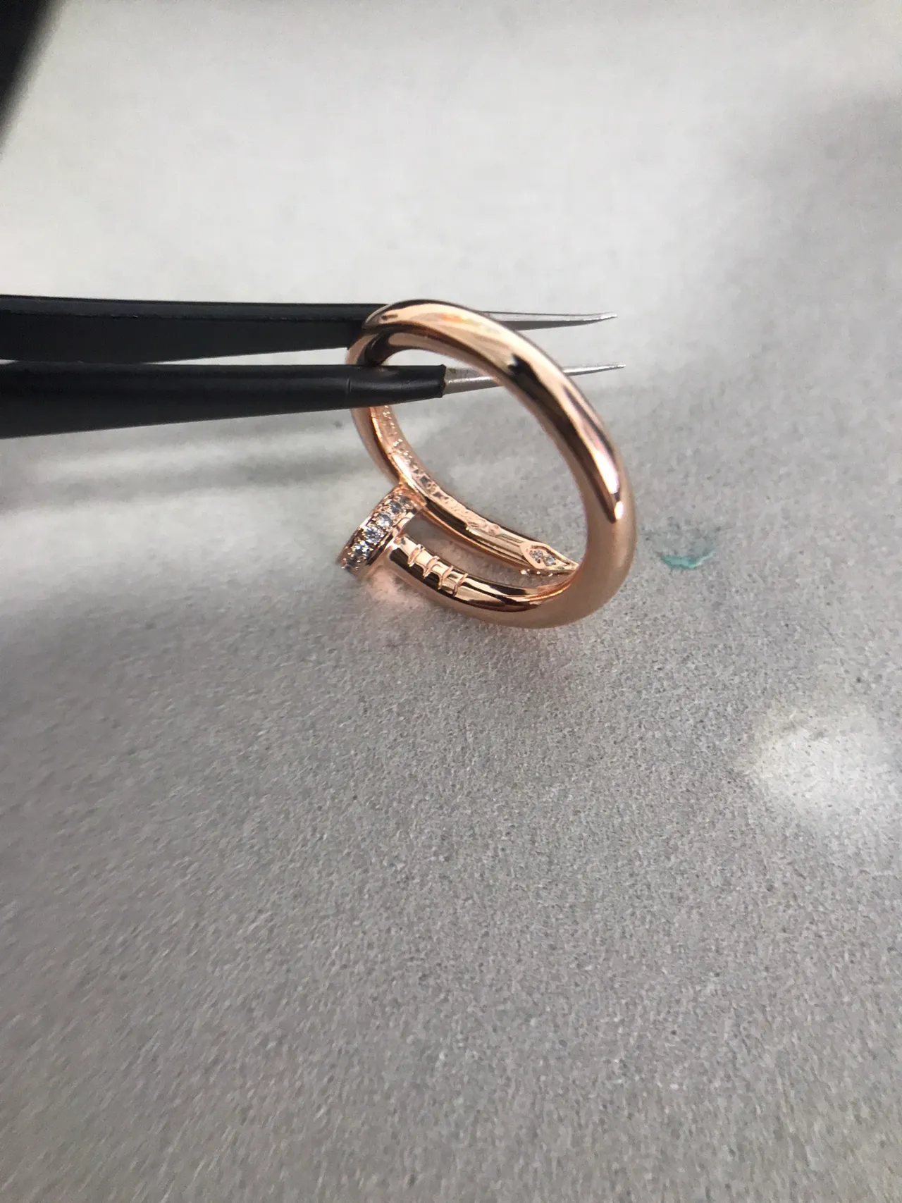 Cartier Juste un Clou Pavé diamante ouro rosa anel 3