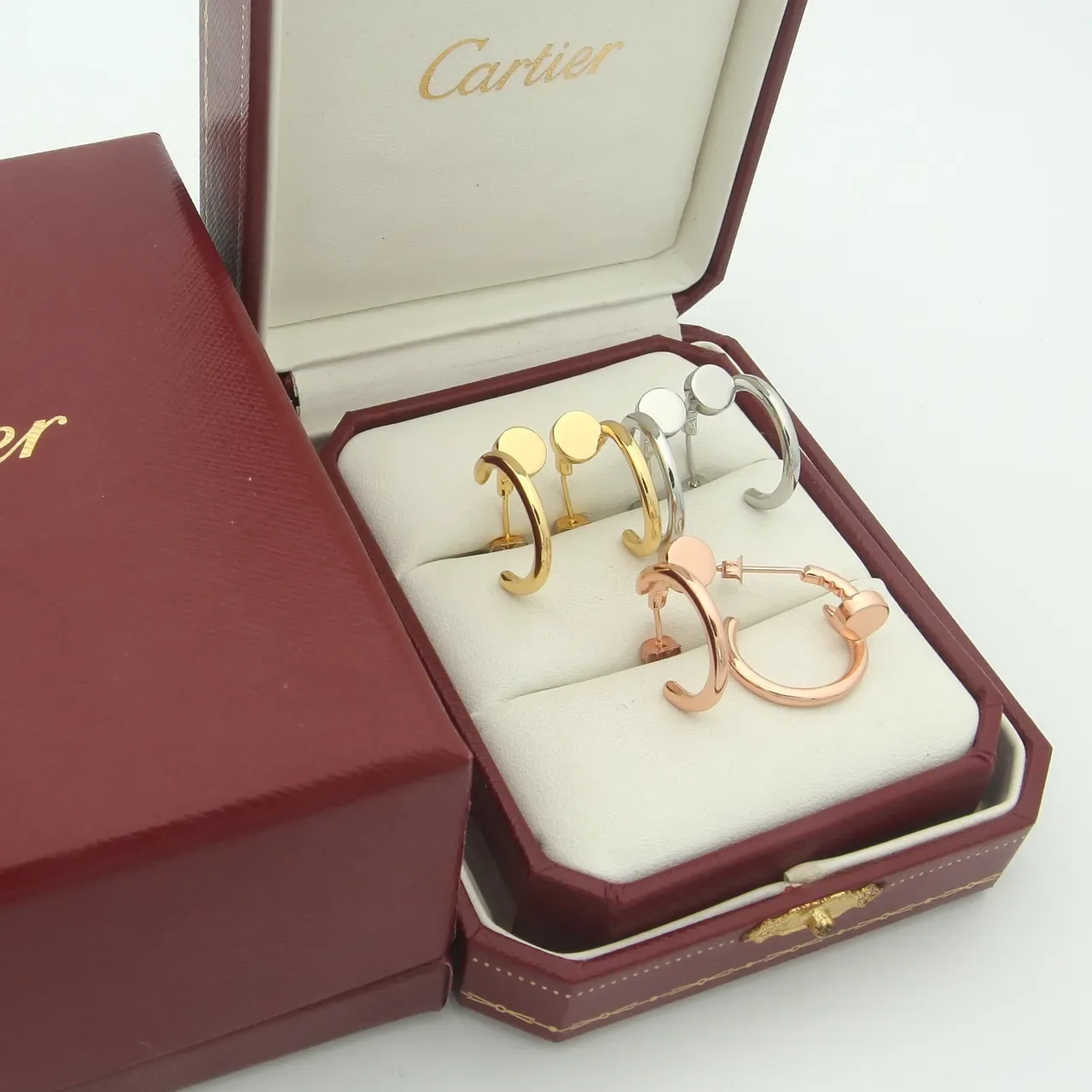 Cartier Juste un Clou Boucles d'oreilles en argent poli en forme de C 2