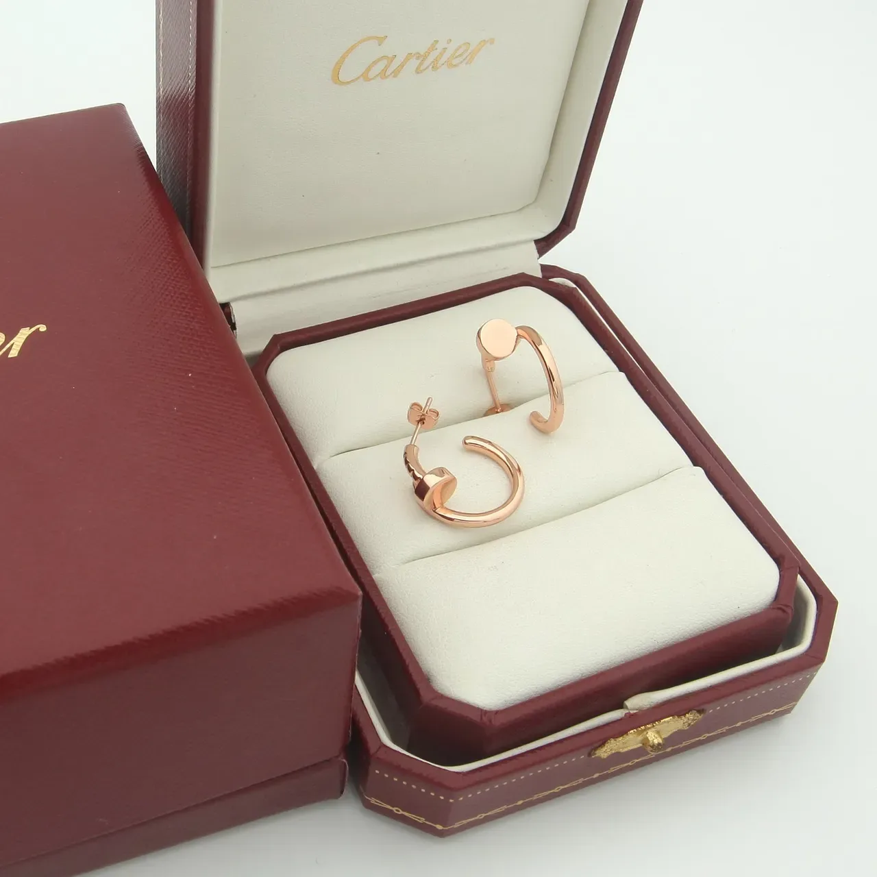 Cartier Juste un Clou Boucles d'oreilles en argent poli en forme de C 4