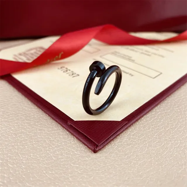 Bague Cartier Juste un Clou Spirale Multi-Bande Or Rose Diamants Pavé 2