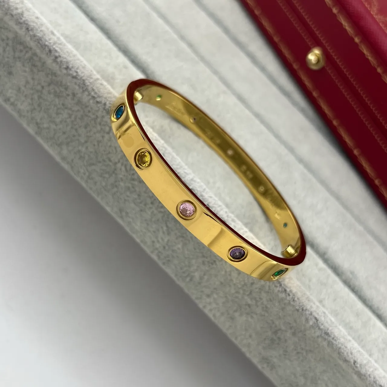Cartier Love Bracelet Argent Or Rose Or Jaune Or Multi-Gemme Bracelets 3