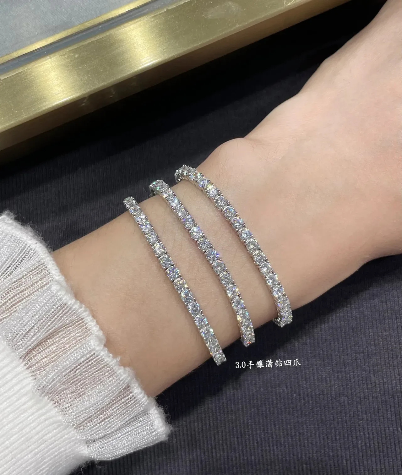 Bracelet Tennis Cartier Pavé à Quatre Griffes 8