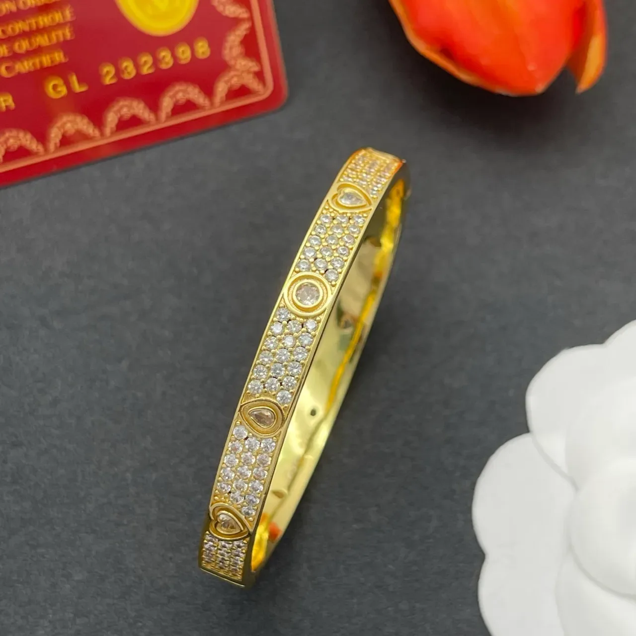 Cartier-Style Pavé Cristal Cœur Ovale Manchette 6