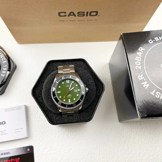 Casio Diver-Style Watch Green Dial Black Bezel Stainless Steel Sports Watch 8
