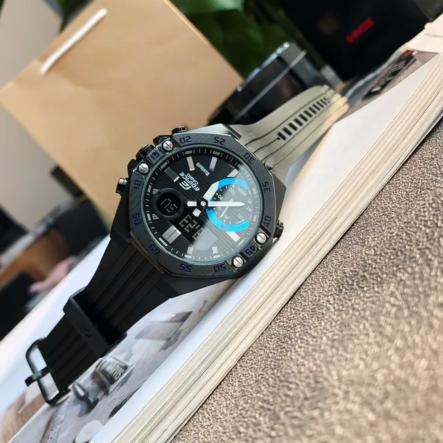 Casio Edifice Chronograph Bluetooth Black Blue Resin Case Textured Rubber Strap Sports Watch 2