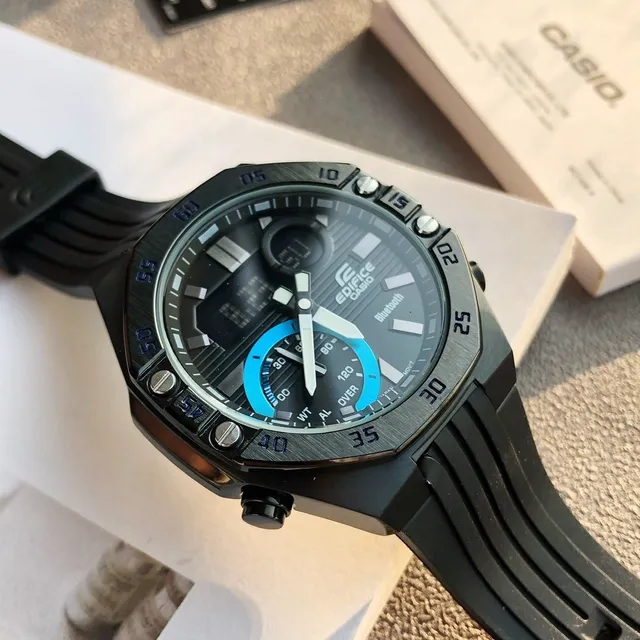 Casio Edifice Chronograph Bluetooth Black Blue Resin Case Textured Rubber Strap Sports Watch 3