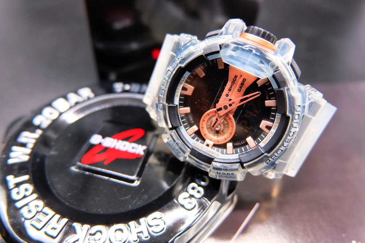 Casio G-Shock GA-2100 ساعة رياضية من الراتنج الشفاف 4