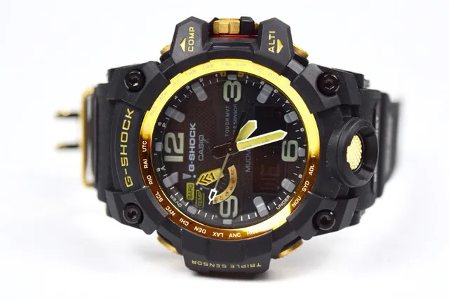 Casio G-Shock Mudmaster Black and Gold Sports Watch 2