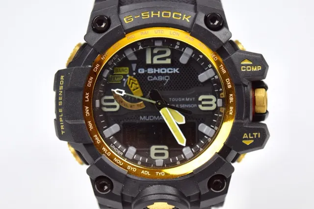 Casio G-Shock Mudmaster Black and Gold Sports Watch 9
