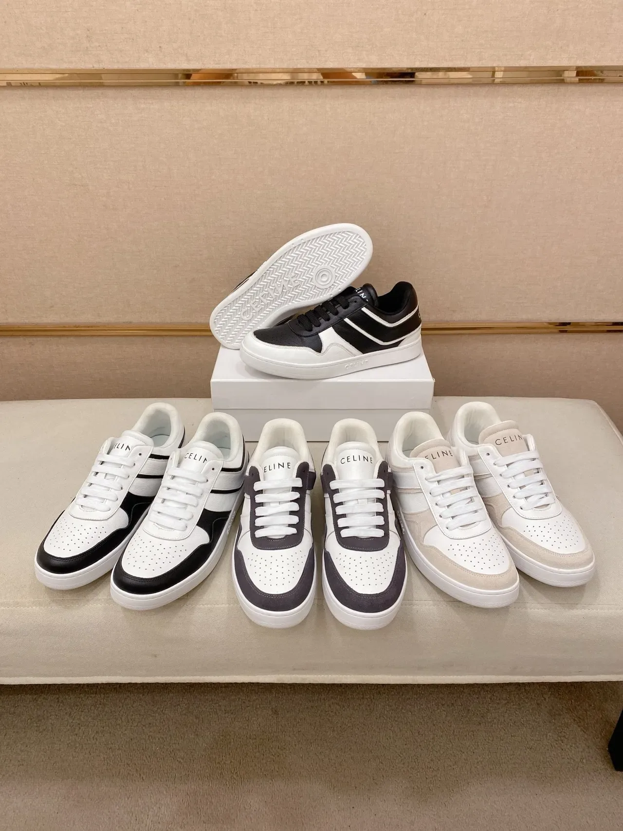 Celine CT-01 Baskets Lifestyle Noir et Blanc en Cuir Panelé 2
