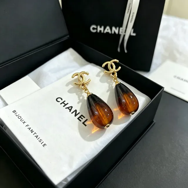 Chanel Bijoux Fantaisie Amber Teardrop Drop Earrings 4