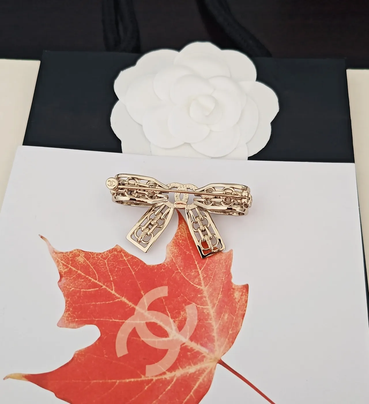 Chanel Bow Chain-Link Pavé Crystal Brooch 2