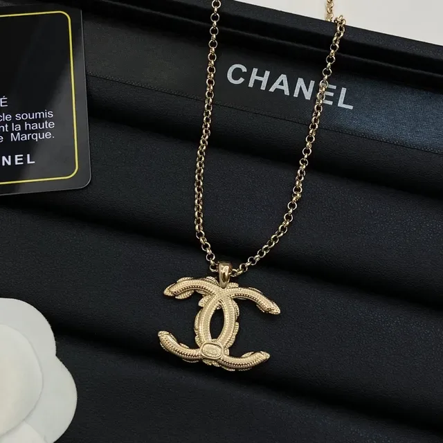 Chanel Camellia CC Pendentif Colliers Floral Doré 2