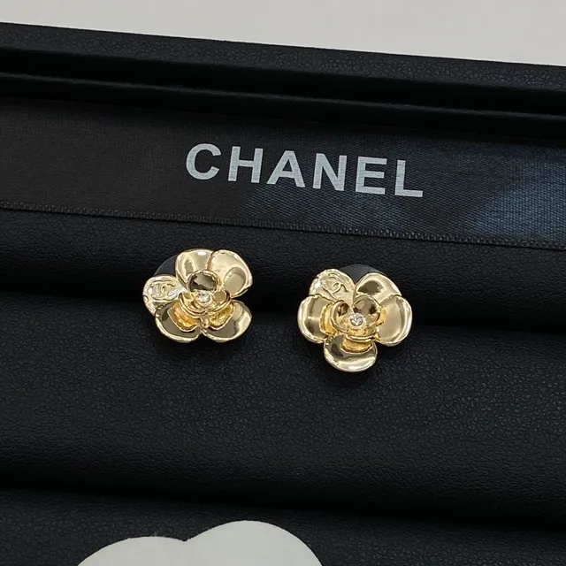 Chanel Camellia Flower Gold-Tone Crystal Earrings 3