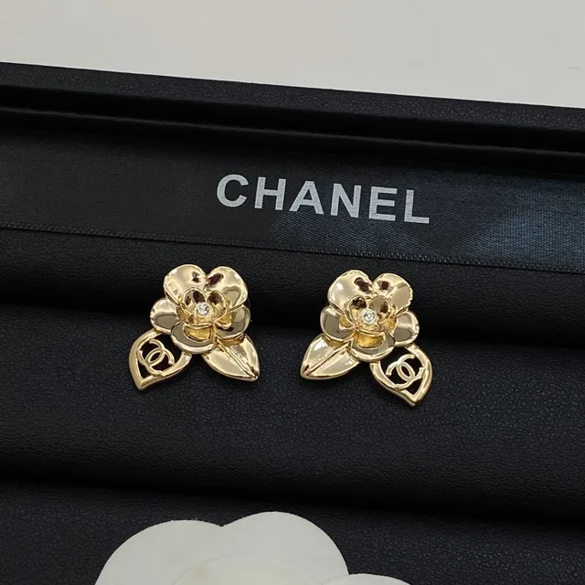 Chanel Camellia Flower Gold-Tone Crystal Earrings 4