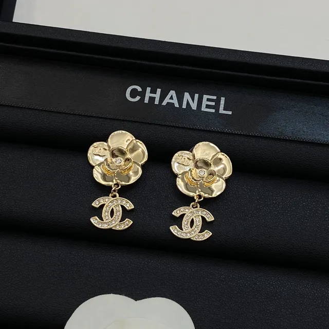 Chanel Camellia Flower Gold-Tone Crystal Earrings 5