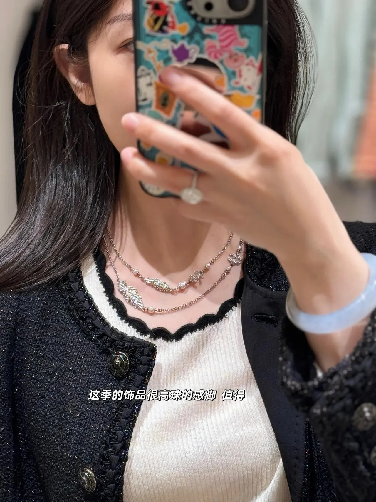 Collier Chanel Camellia Chaîne Argent Blanc avec accents de perle 2