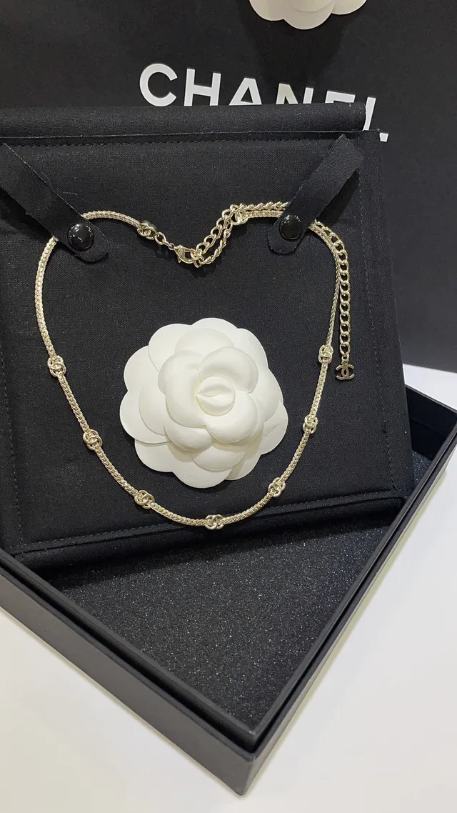 Chanel Camellia Necklace White Gold Chain Pendant Necklace 6