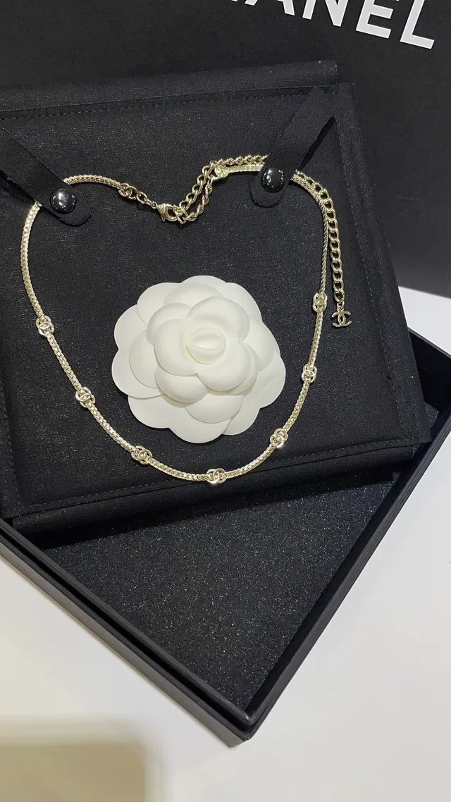Chanel Camellia Necklace White Gold Chain Pendant Necklace 8