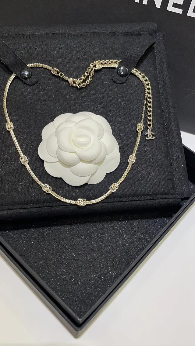 Chanel Camellia Necklace White Gold Chain Pendant Necklace 9