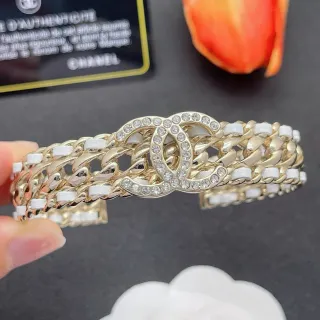 Chanel CC कंगन सोने का सफेद कर्व लिंक चेन रेजिन इनसर्ट्स कंगन