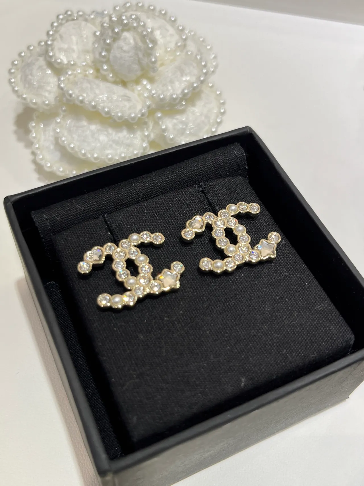 Chanel CC Crystal and Pearl Stud Earrings 5