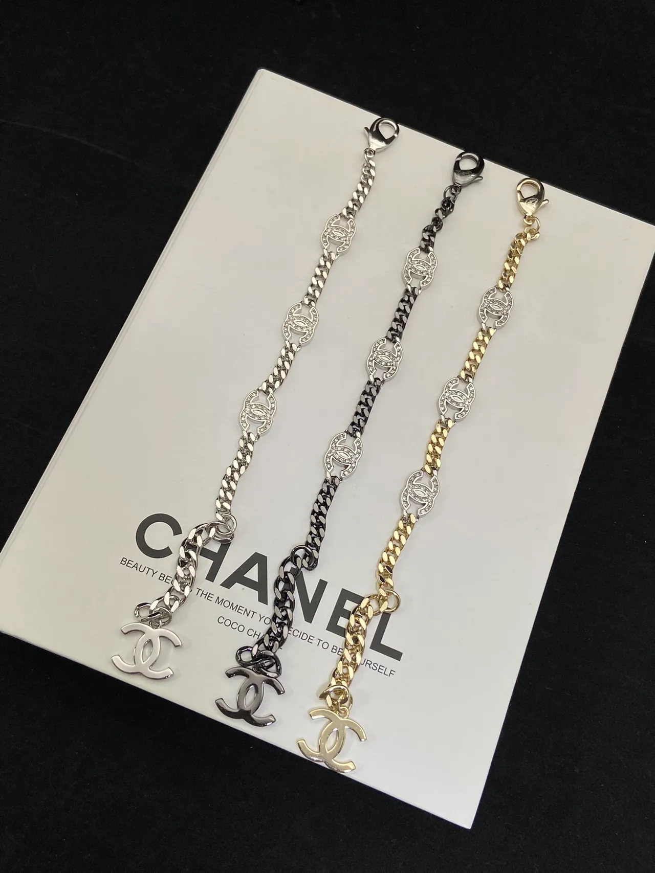 Chanel CC Link Silver Gold Interlocking Logo Links Pave Crystal Detailing Necklace 4
