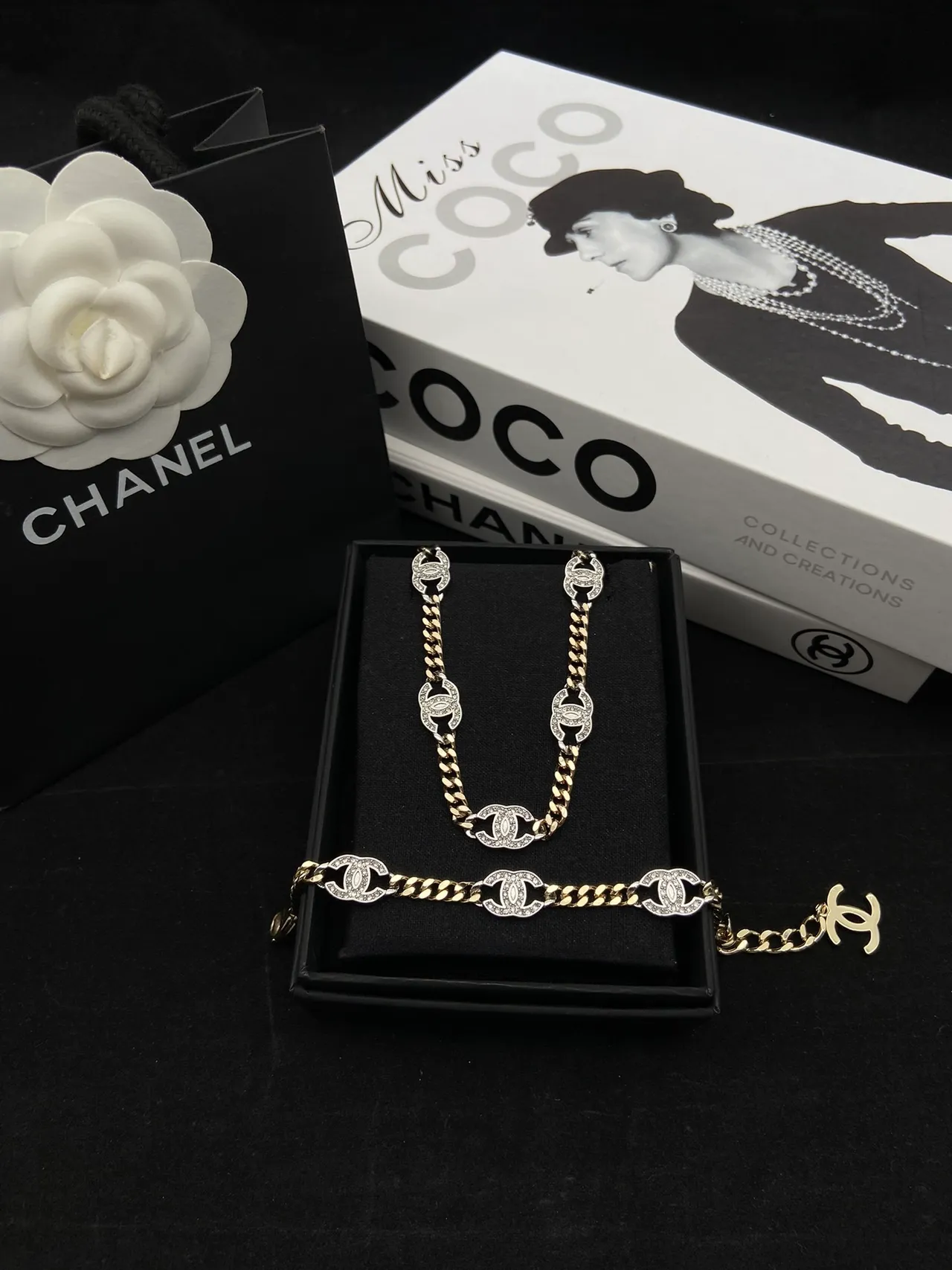 Chanel CC Link Silver Gold Interlocking Logo Links Pave Crystal Detailing Necklace 5
