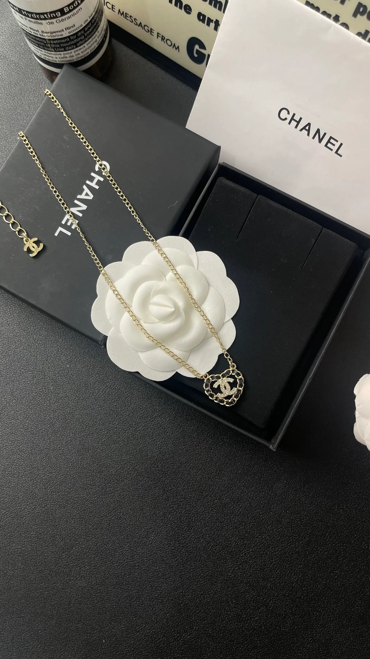 Chanel CC Logo Necklace Gold Black Chain-Link Interlocking Pendant Necklace 4