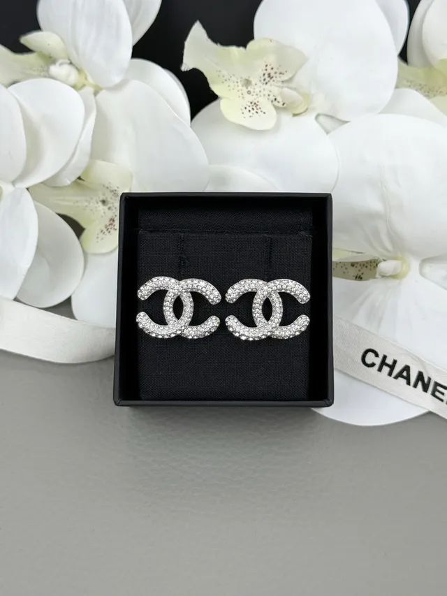 Chanel CC Logo पावे क्रिस्टल स्टड ईयररिंग्स 7