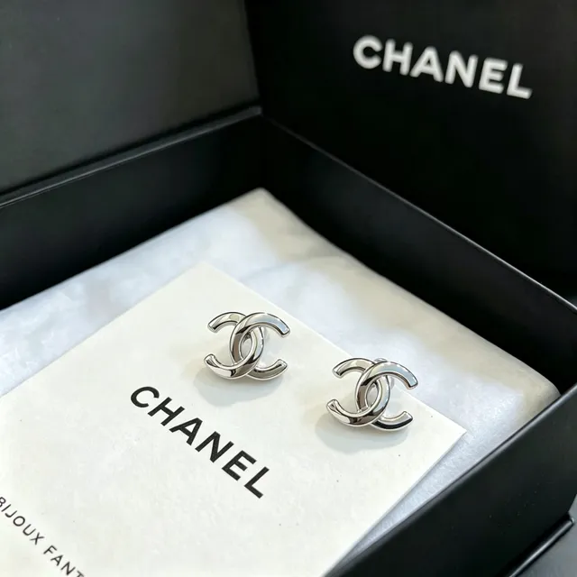 Chanel CC Logo Polished Silver-Tone Stud Earrings 3