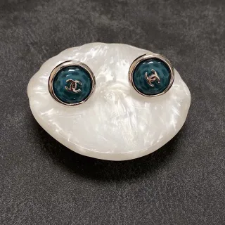 Chanel CC Logo Stud नीला चांदी गोलाकार एनामेल चेहरा कर्ण