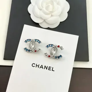 Chanel CC 银蓝互锁logo 玛奎斯切割中央水晶耳环