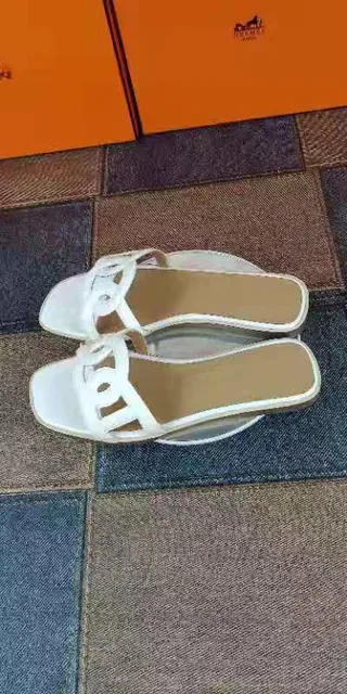 Chanel CC Slide White Interlocking Logo Casual Sandals 4