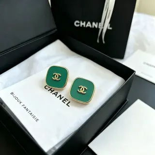 Chanel CC Square 绿色搪瓷镀金耳钉