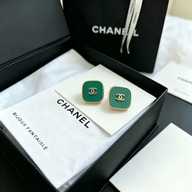 Chanel CC Square Green Enamel Gold-Tone Stud Earrings 6