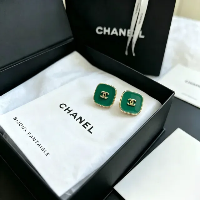 Chanel CC Square Green Enamel Gold-Tone Stud Earrings 11