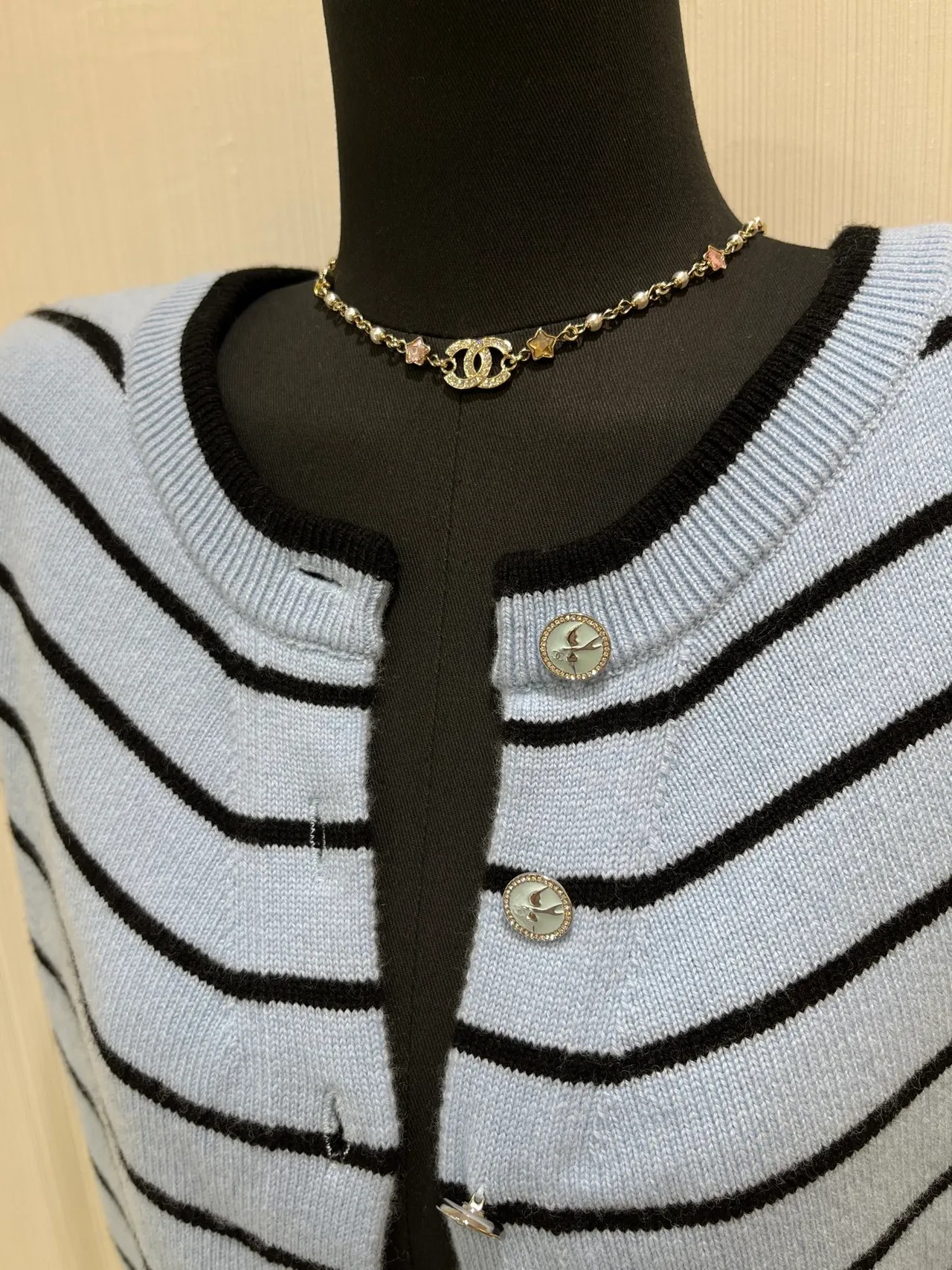 Chanel CC Star Pearl and Enamel Charm Necklace 3